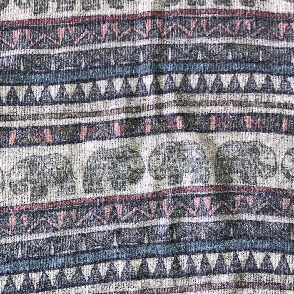 Gilli Multicolor Patterned Tank Top - Picture 2 of 4